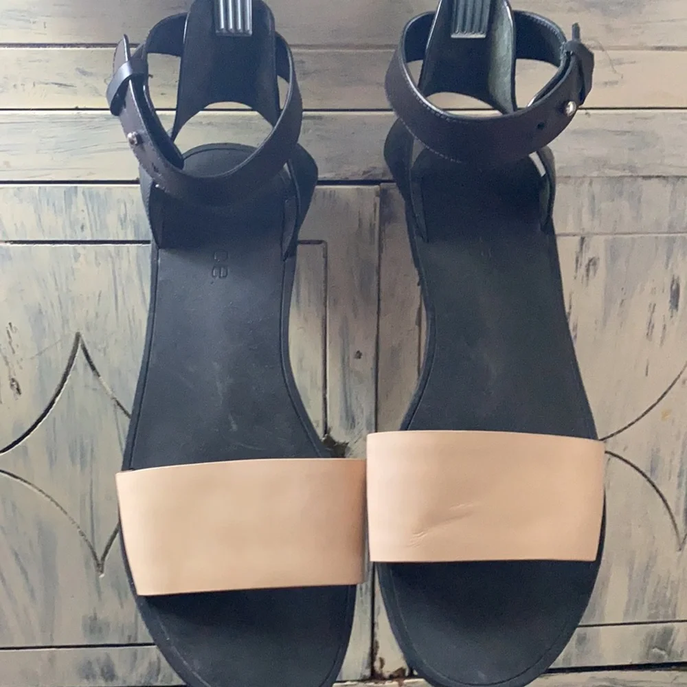 VINCE Sandals Wrap ankle closure US 8.5 Euro 39.5 - Picture 2 of 7